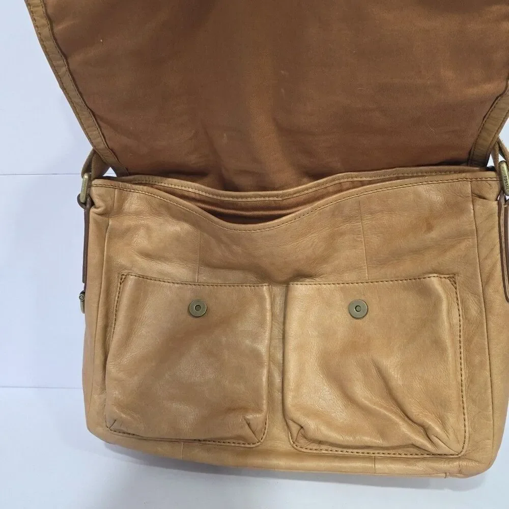 Fossil Leather Briefcase Zip Messenger Laptop Crossbody Brown Bag Butter Soft